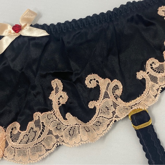 Agent Provocateur Molly Black Silk Suspender NWT $250 - Picture 5 of 9